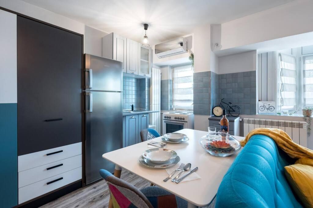 New Era Studio Near Old Town Бухарест Экстерьер фото