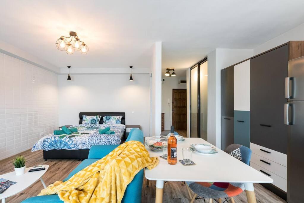 New Era Studio Near Old Town Бухарест Экстерьер фото
